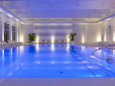 Universal Terme - 9