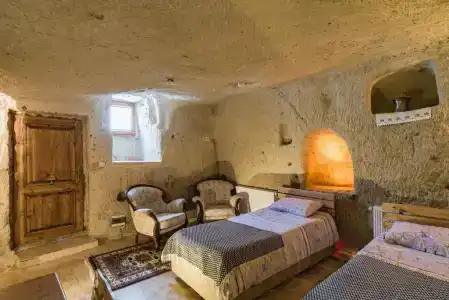 Atilla's Cave - 186