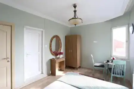Sofia Corner - 62