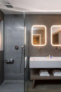 Radisson Blu Park Athens - 8