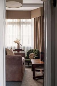 The Drayton Court - 162
