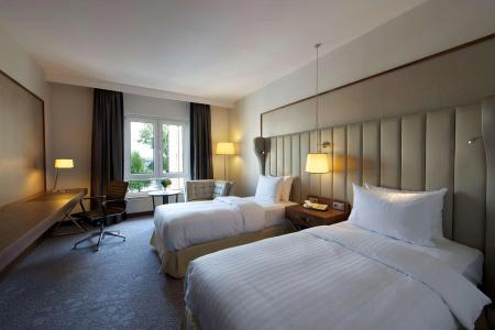 Hilton Bonn - 2