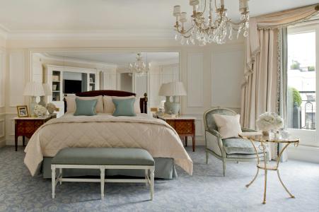 Four Seasons George v Paris - 3