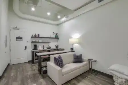 Studio 154 Luxury - 44