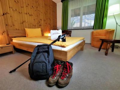 Alpenblick-Leukerbad-Therme - 11