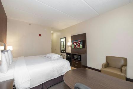Red Roof Inn Plus+ San Antonio Downtown - Riverwalk - 18