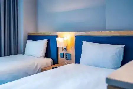 Centum Premier - 5