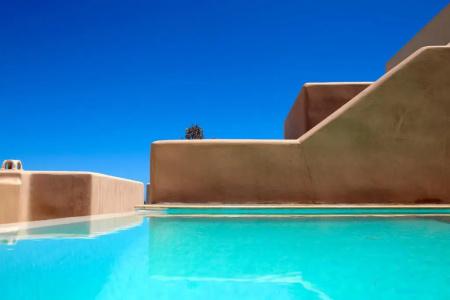 Voreina Gallery Suites - 72