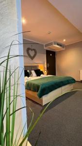 77 Seventy-Seven - Maison D'Art Collection - 105