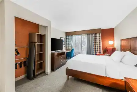 Hilton Garden Inn - 50