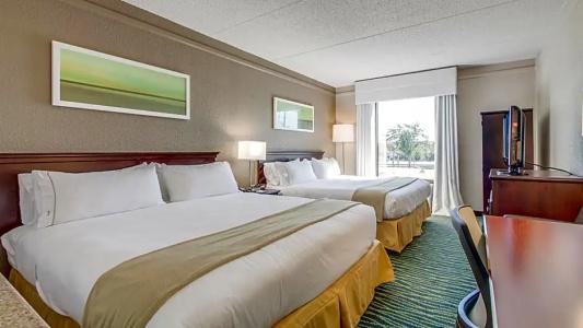 Holiday Inn Express & Suites Midlothian Turnpike, an IHG - 45