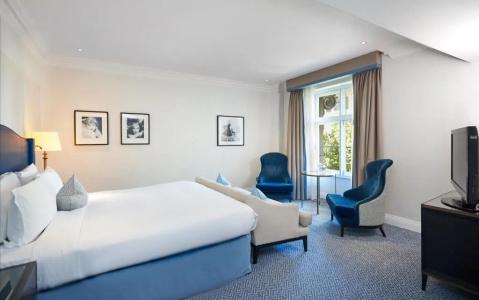 The Waldorf Hilton - 64