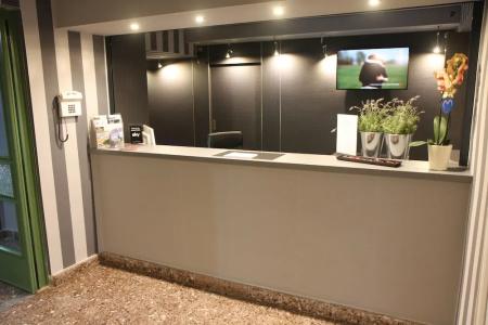 SL´otel Budget - 0