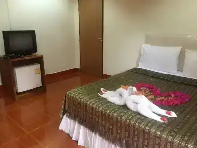 Poonsap - 4