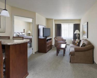 Staybridge Suites Airport, An Ihg - 13