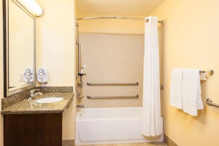 Staybridge Suites Airport, An Ihg - 14