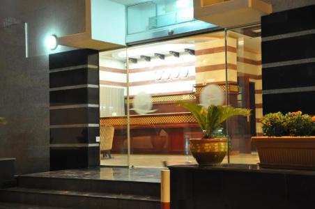 Sahara Apartments - 11
