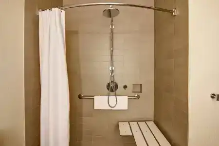 Hilton/Meadowvale - 7