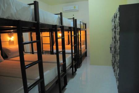 Seventeen Hostel - 2