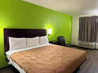 Budgetel Inn and Suites - Fort Gordon - 31
