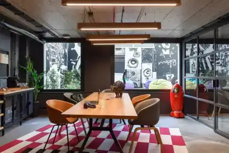 Moxy Lisbon City - 30