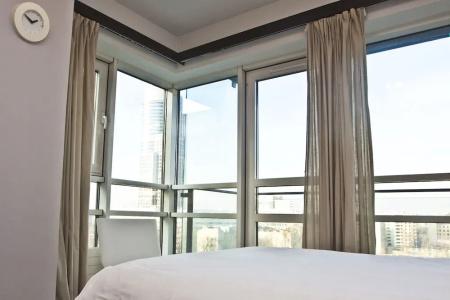 Platinum Towers Country 2 Country - 129