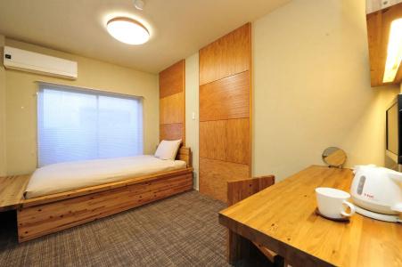 R's Forest Inn - 3