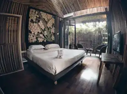 The Happy 8 Retreat - 2
