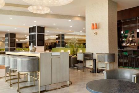 Embassy Suites Los Angeles - 21