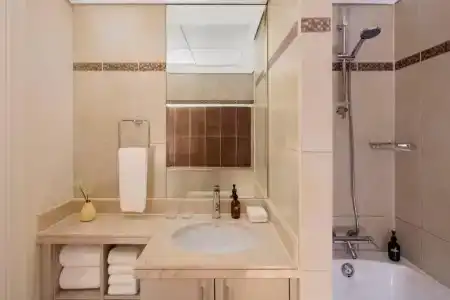 Staybridge Suites Dubai Internet City, an IHG - 38