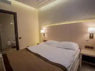 Адмирал - 103