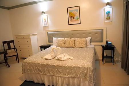 Batey Boutique - 35