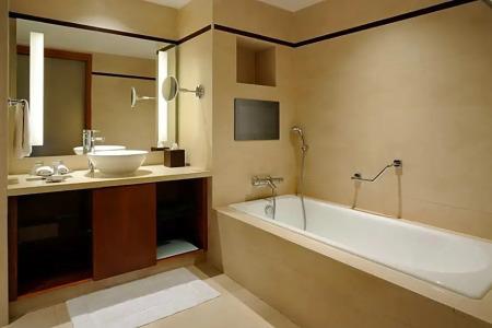 Hilton Bangalore Embassy GolfLinks - 157