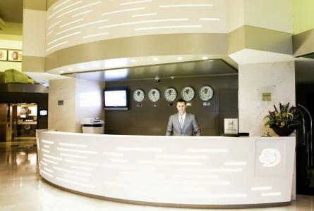 DoubleTree by Hilton Bucharest Unirii Square - 30