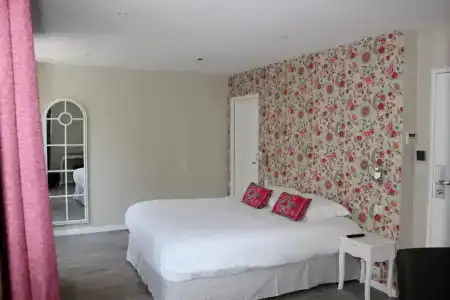 Hôtel Central - 66
