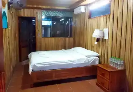 Monkey Island Resort - 35