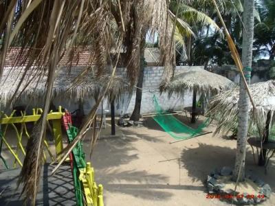 OYO 459 Barasti Beach Resort - 9