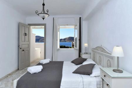 Parian Lithos Residence - 14