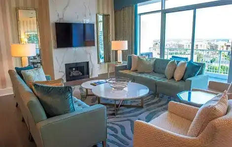 The Beverly Hilton - 103