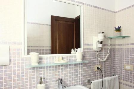 Coralia Bed & Breakfast - 9