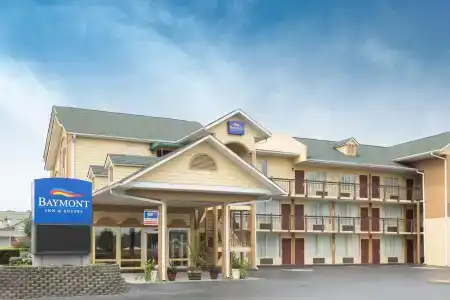 Baymont by Wyndham Pigeon Forge - 0