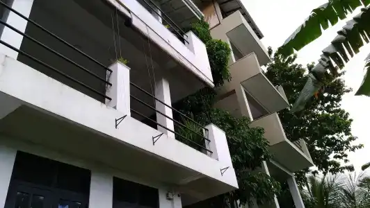 Lara's place - 0