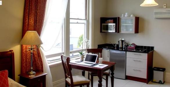 Merivale Manor - 112