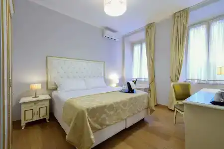 Gravina Suite Frattina - 4