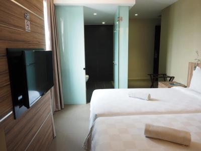 Mornington Medan - 15