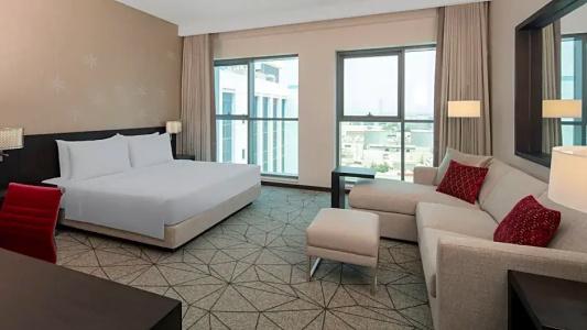 Hyatt Place Dubai Jumeirah Residences - 9