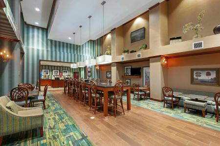 Hampton Inn & Suites West - 31