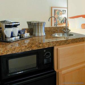 Hilton Scotts Valley - 32