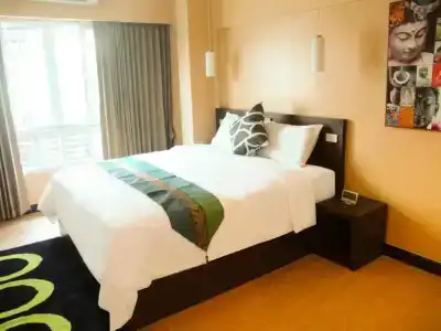 iCheck Inn Silom - 33