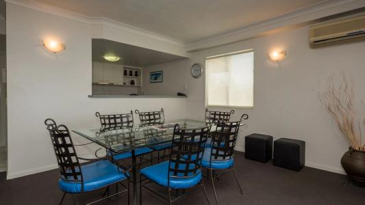 San Mateo On Broadbeach - 23